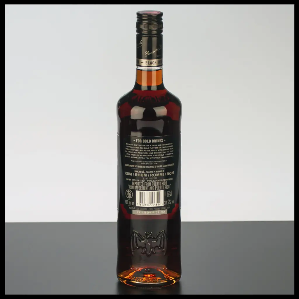 bacardi-carta-negra-superior-black-rum-2_1800x.webp