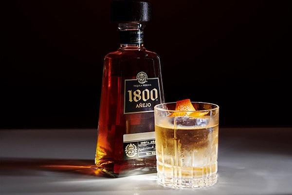 ruou-1800-reposado-1-1.jpg