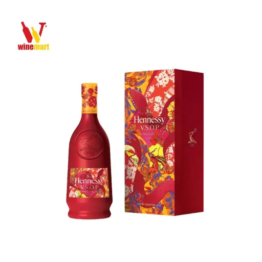 Rượu Hennessy VSOP Deluxe hộp quà Tết 2025 - 700ml